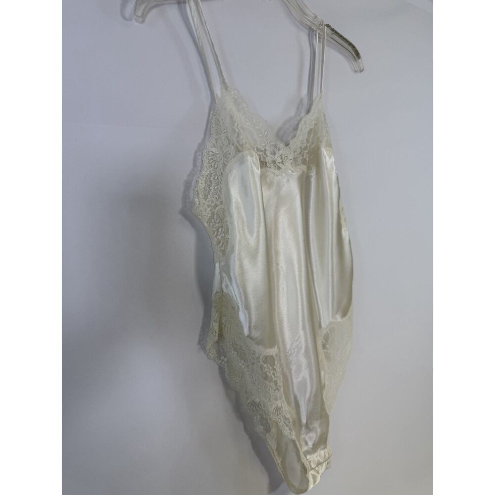 Vtg Victorias Secret Satin Lace Bodysuit Sz Small Ivory Teddy Gold Label 90s - Picture 2 of 16